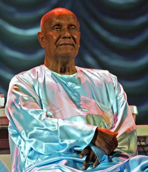 Sri Chinmoy in St Petersburg