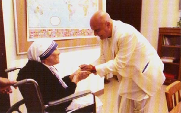 mother-teresa-sri-chinmoy