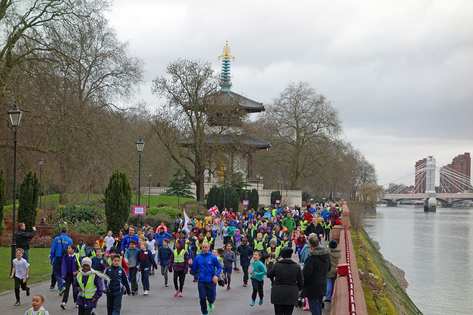 Sri-Chinmoy-peace-mile-battersea